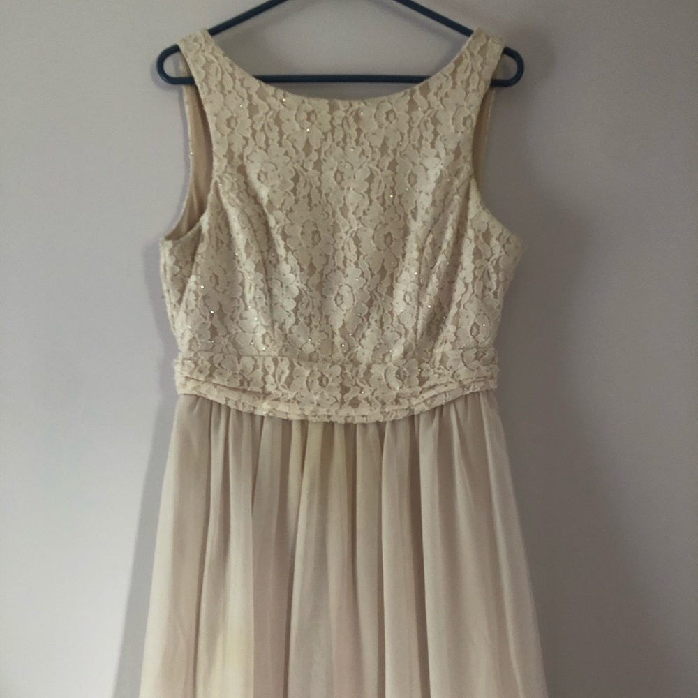 PINK DRESS - Picture 2 of 5